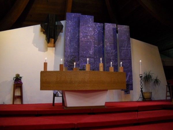 Good Sunday Altar Image